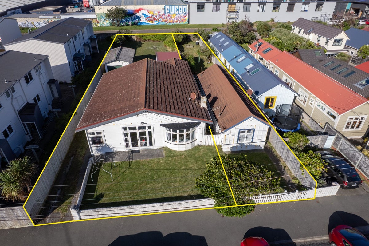 75 Apu Crescent, Lyall Bay, Wellington - Carousel 15