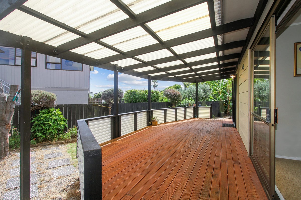 7 Taihiki Road, Clarks Beach, Clarks Beach - Carousel 2