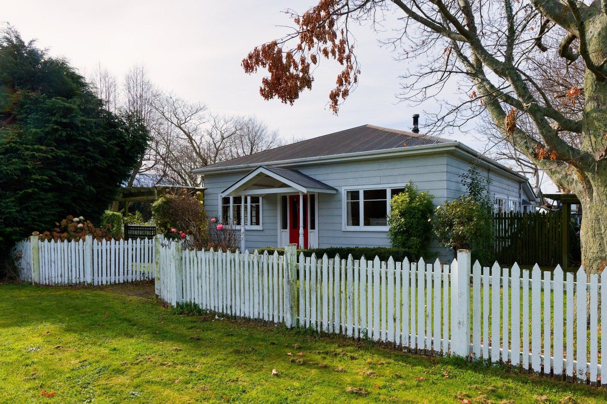208 Red Swamp Road, Kaikoura - Carousel 1