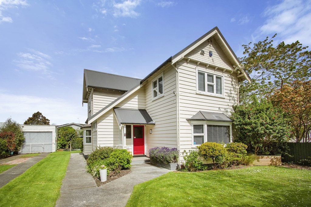 28 Pharazyn Street, Melling, Lower Hutt - Carousel 1