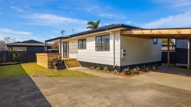 2/4 Colin Street, Māngere, Auckland - Carousel 1