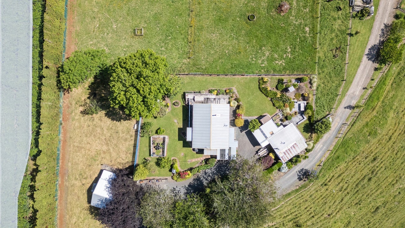 152A Stockton Road, Pukehina, Pukehina - Carousel 1