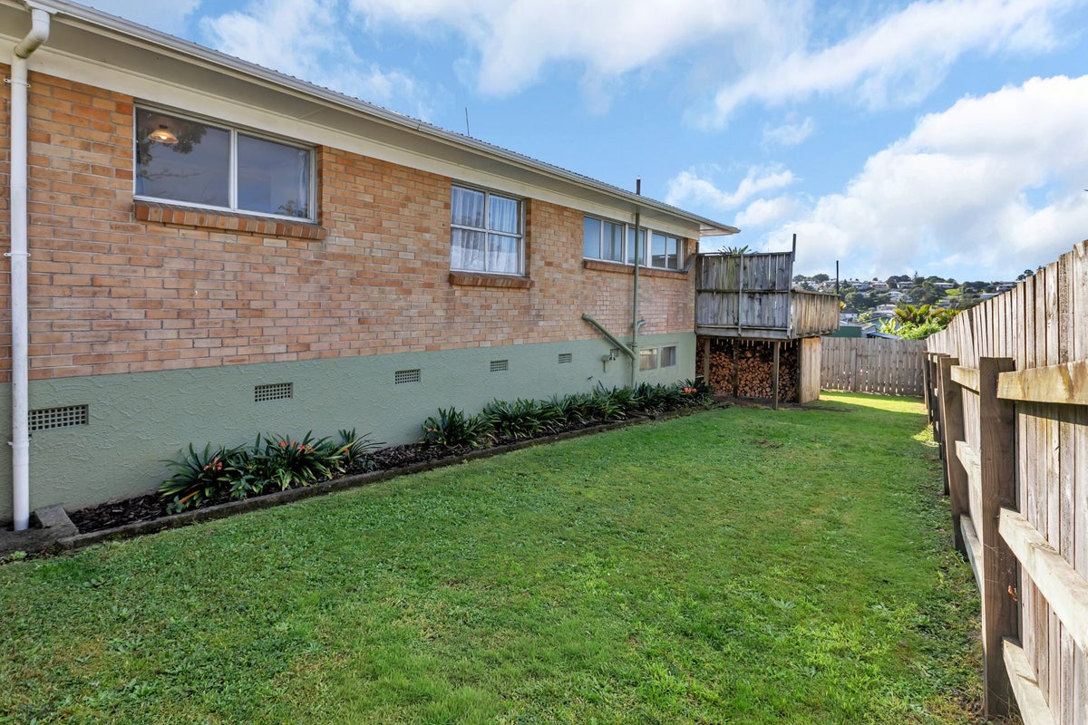 23 Meldrum Street, Kamo, Whangarei - Carousel 23