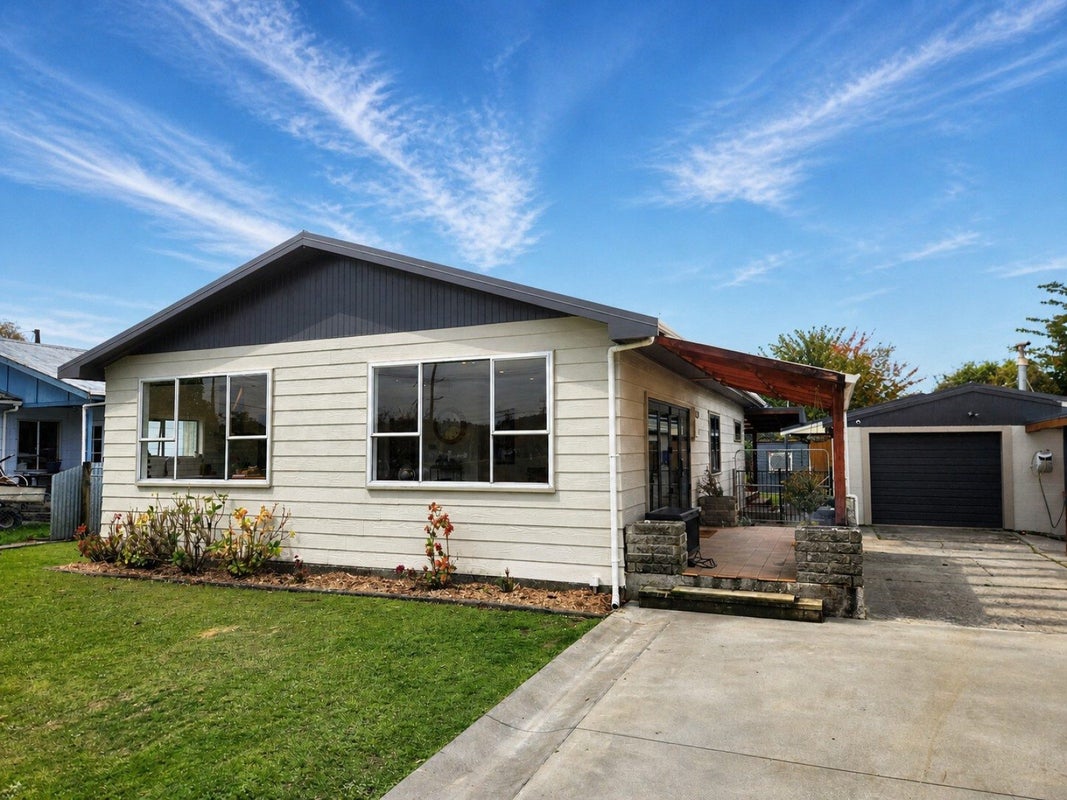 21 Taupo Terrace, Dobson, Greymouth - Carousel 1