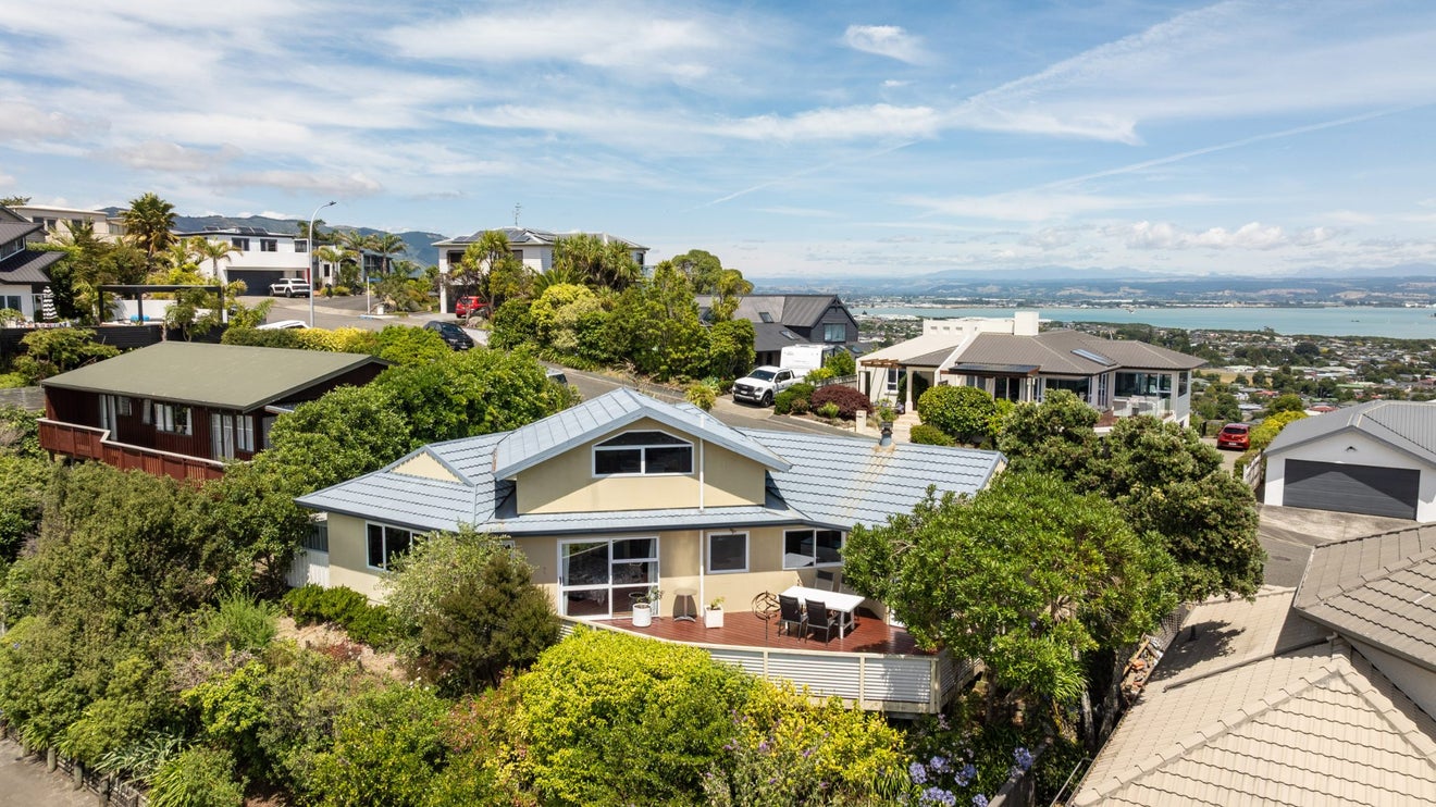 14 Calamaras Street, Enner Glynn, Nelson - Carousel 1