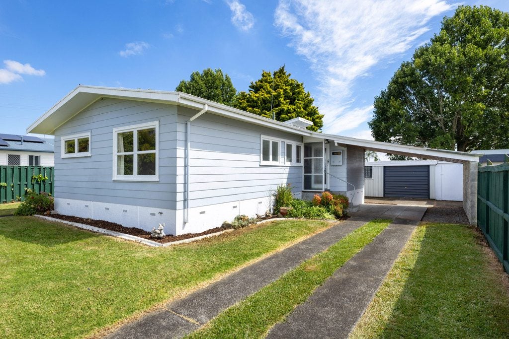 11 Thorpe Street, Fairview Downs, Hamilton - Carousel 2