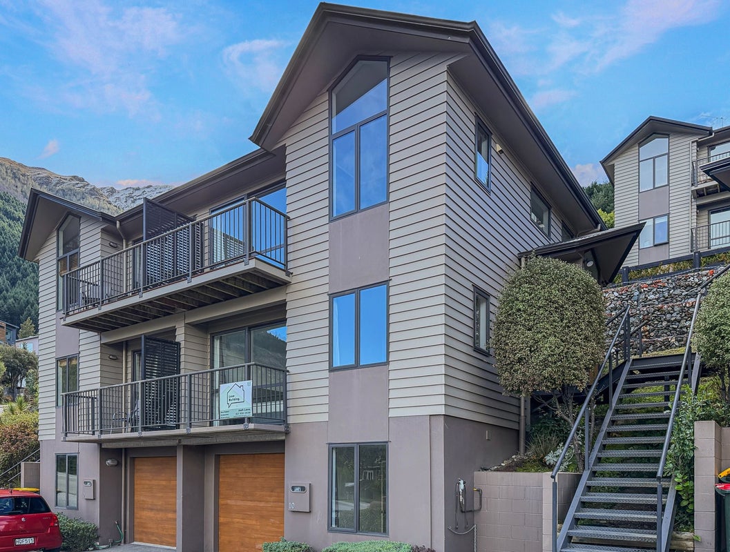 10/8 McKerrow Place, Sunshine Bay, Queenstown - Carousel 15