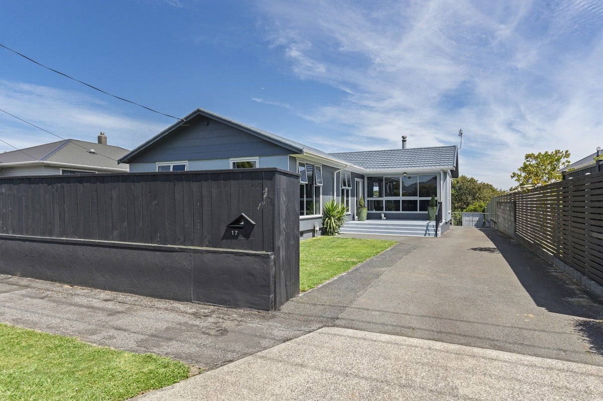 17 Tainui Street, Welbourn, New Plymouth - Carousel 30