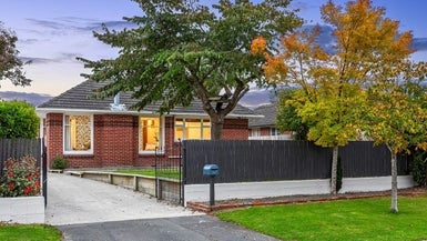 3 Roslyn Avenue, Mairehau, Christchurch - Carousel 1