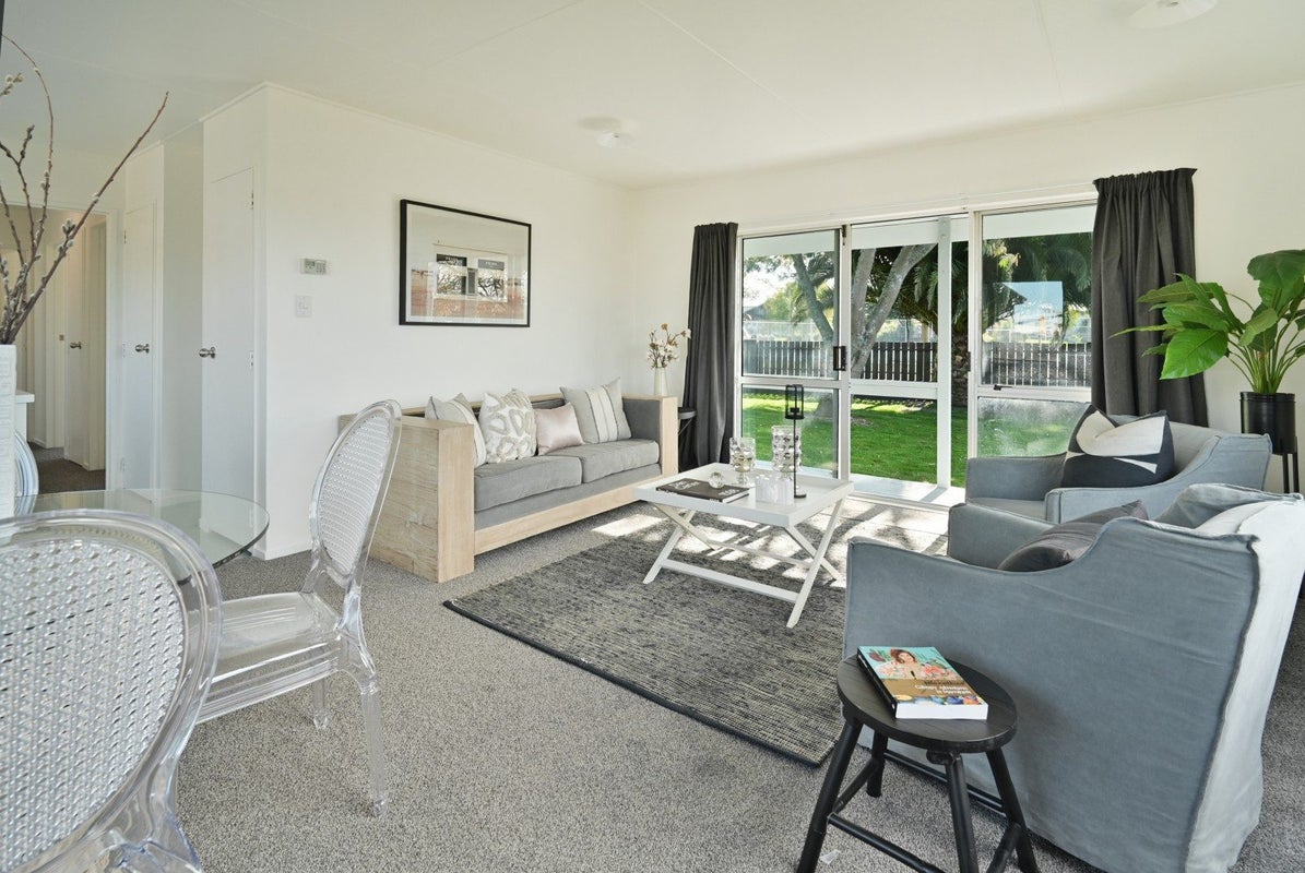 2 Tarbet Place, Flaxmere, Hastings - Carousel 2