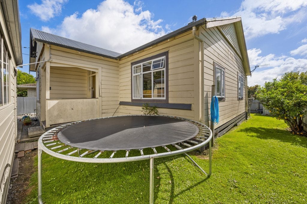 813 Oliphant Road, Raureka, Hastings - Carousel 12