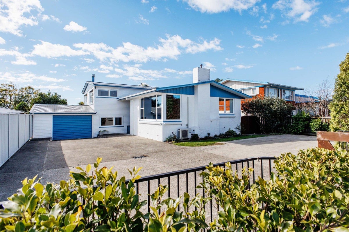 56 Landing Road, Whakatane, Whakatane - Carousel 1