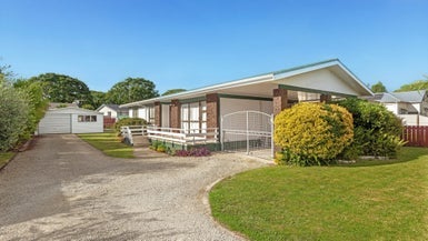 319 Stout Street, Riverdale, Gisborne - Carousel 1