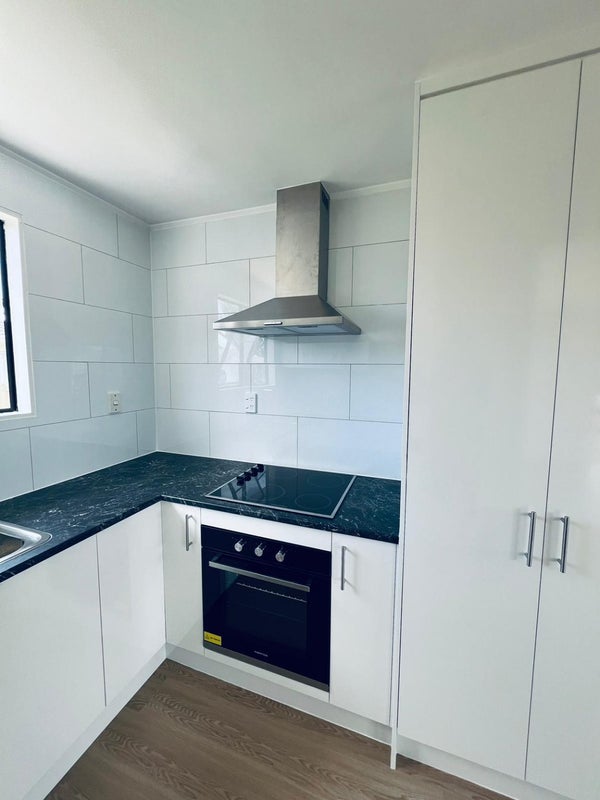 2/19 Dunstan Place, Otara, Auckland - Carousel 2