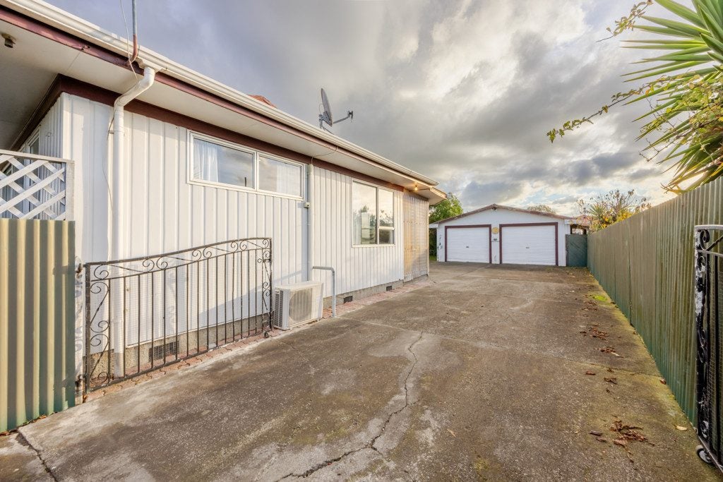 42 Columbus Crescent, Flaxmere, Hastings - Carousel 26
