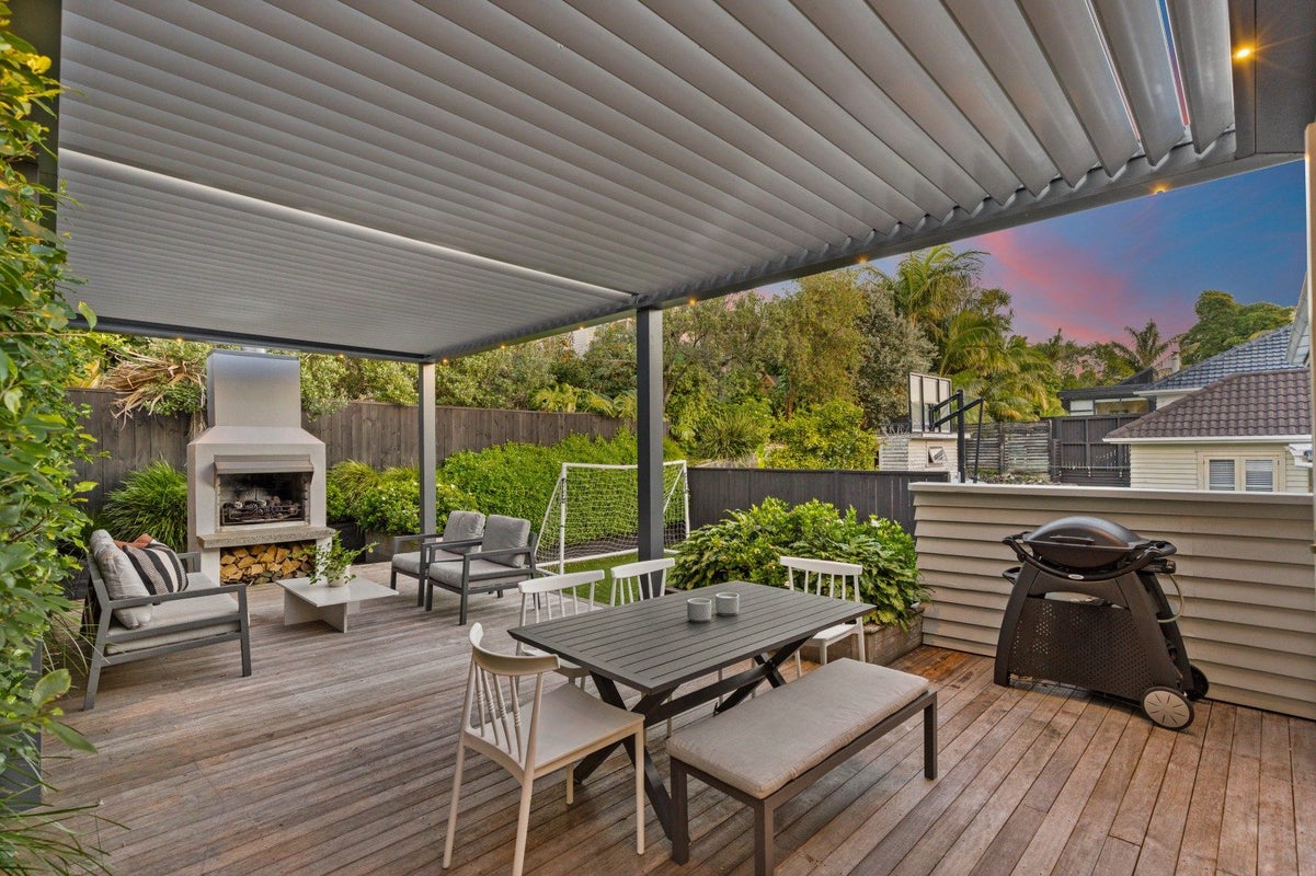 10 Larchwood Avenue, Westmere, Auckland - Carousel 2