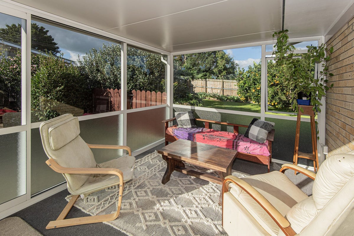 12 Cypress Gardens Place, Onerahi, Whangarei - Carousel 2