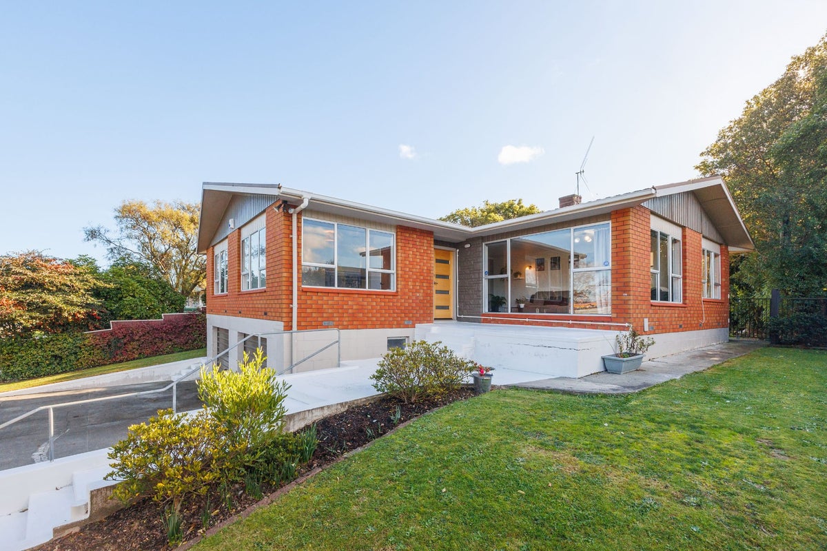 16 Havelock Avenue, Westbrook, Palmerston North - Carousel 1