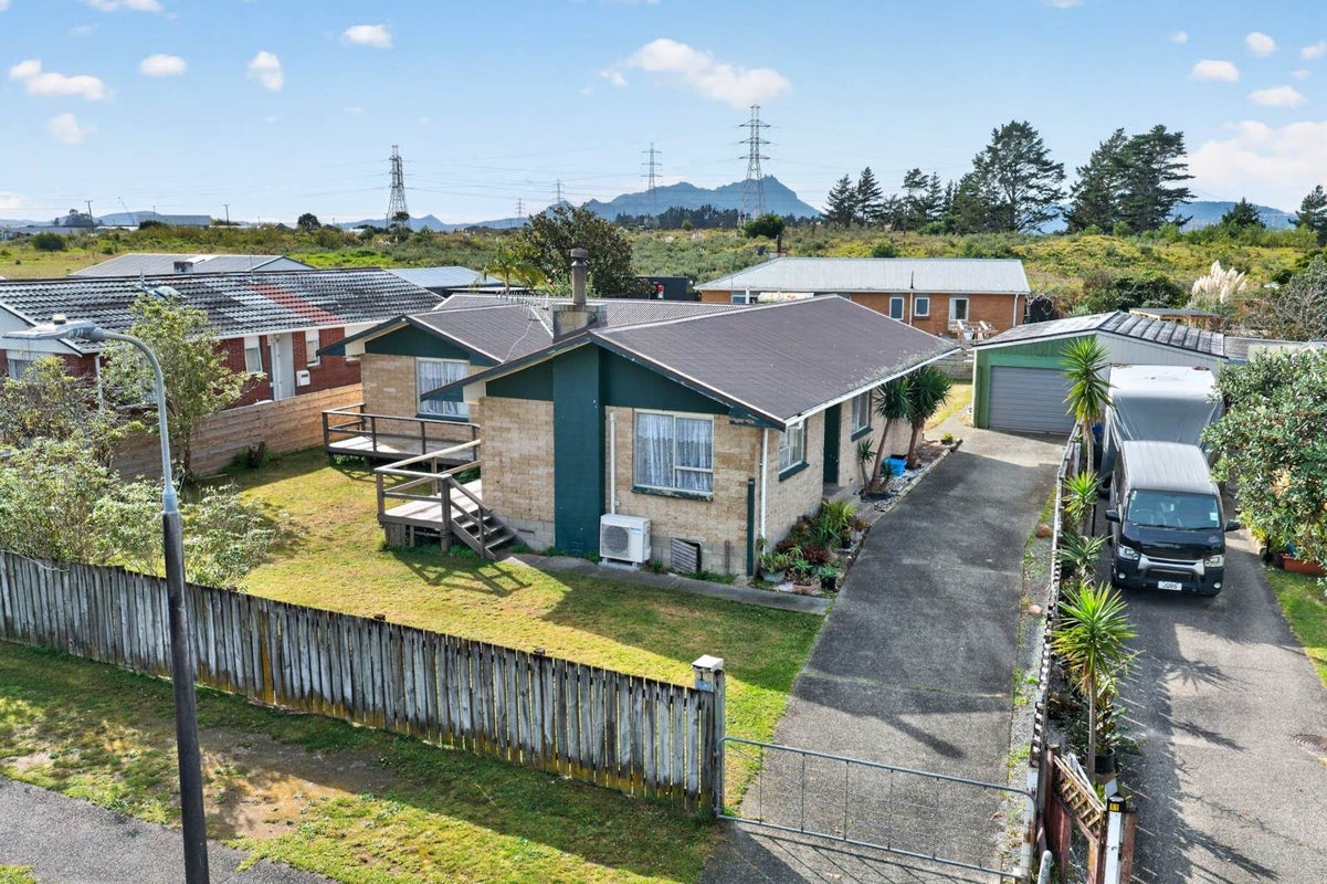 13 Rakatau Place, Ruakaka - Carousel 1