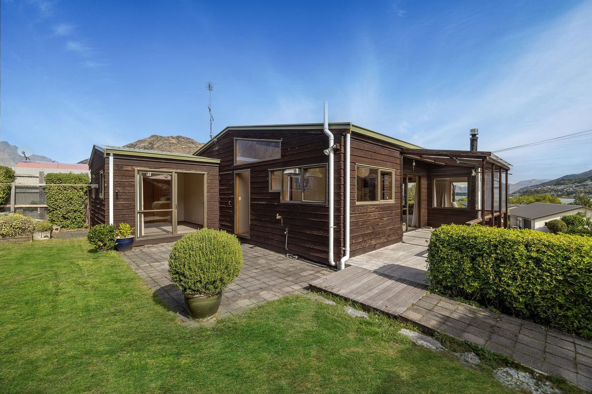 62 Stewart Street, Frankton, Queenstown - Carousel 25