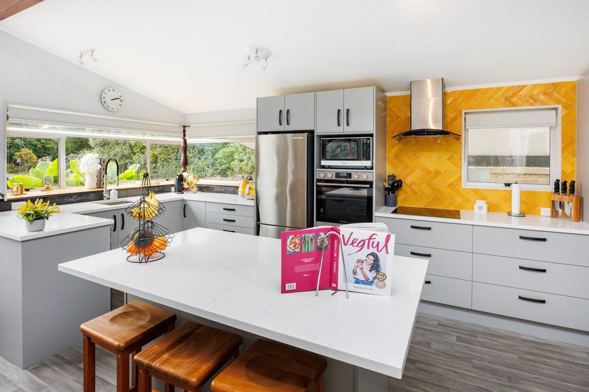 103 Oxford Street, Ashhurst, Ashhurst - Carousel 2