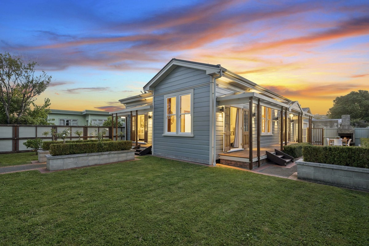 49 Tama Street, Alicetown, Lower Hutt - Carousel 2