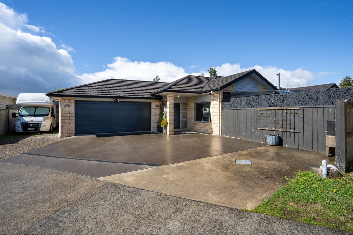 3D Alpers Ridge, Leamington, Cambridge - Carousel 1