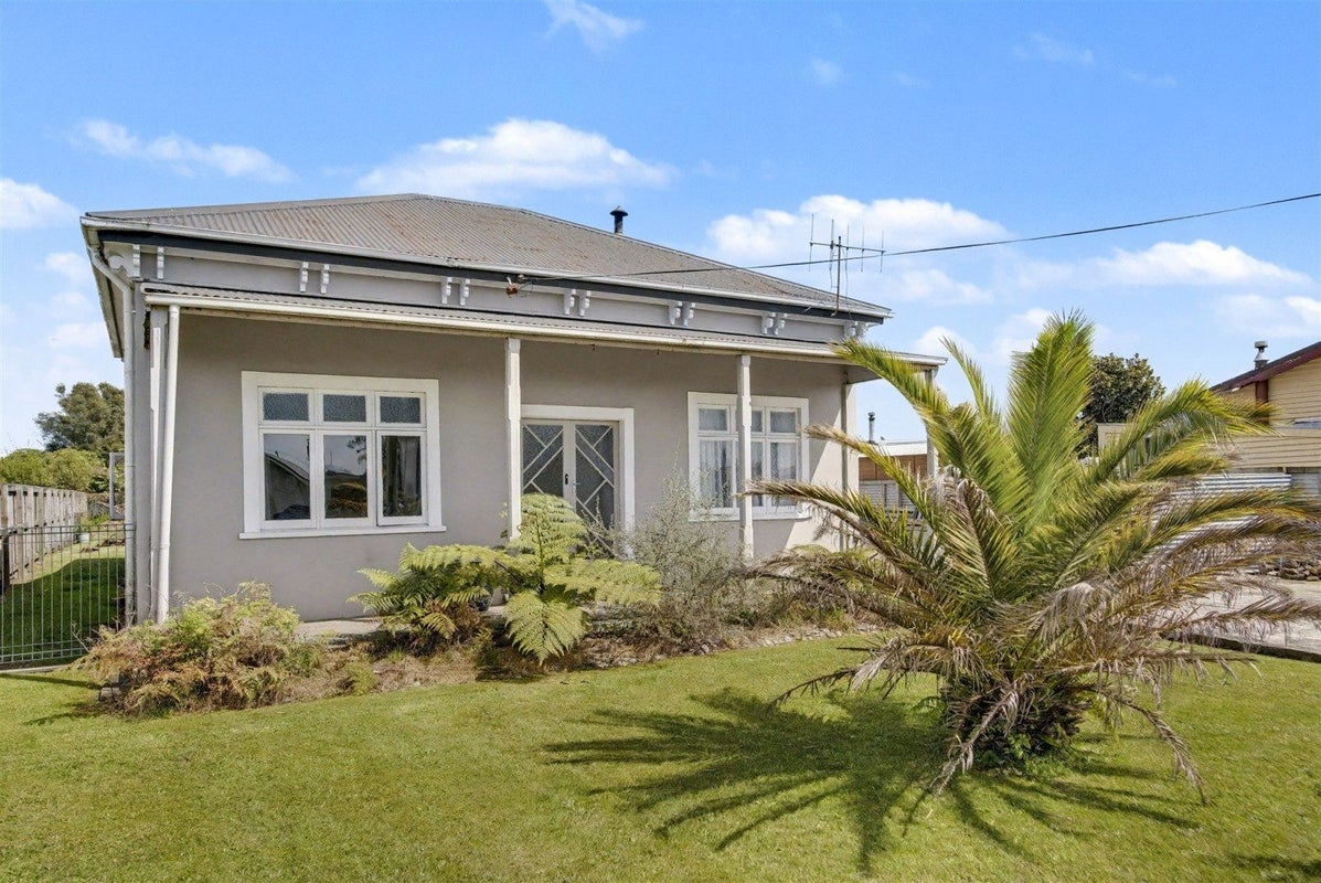 136 Russell Street, Westport, Westport - Carousel 1
