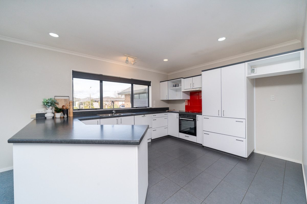 11 McIlwaine Place, Marton, Rangitikei, Manawatu / Whanganui - Carousel 2