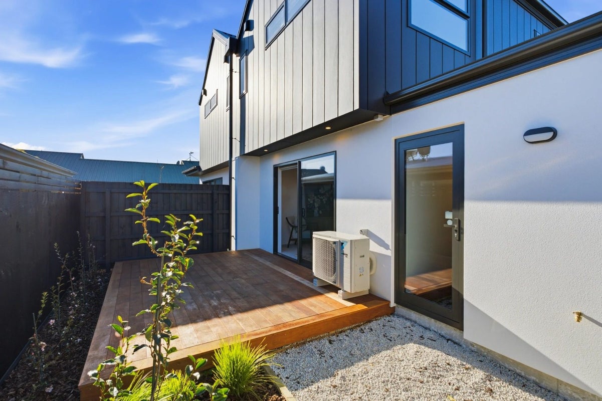 5/39 MacKenzie Avenue, Woolston, Christchurch - Carousel 11