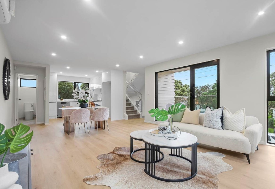 1/18 Tyburnia Avenue, Mount Albert, Auckland - Carousel 2