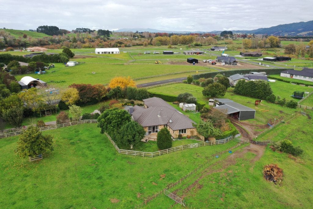 37 Riverside Way, Huntly - Carousel 44