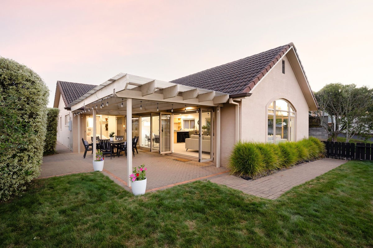 122 Rototuna Road, Rototuna, Hamilton - Carousel 2