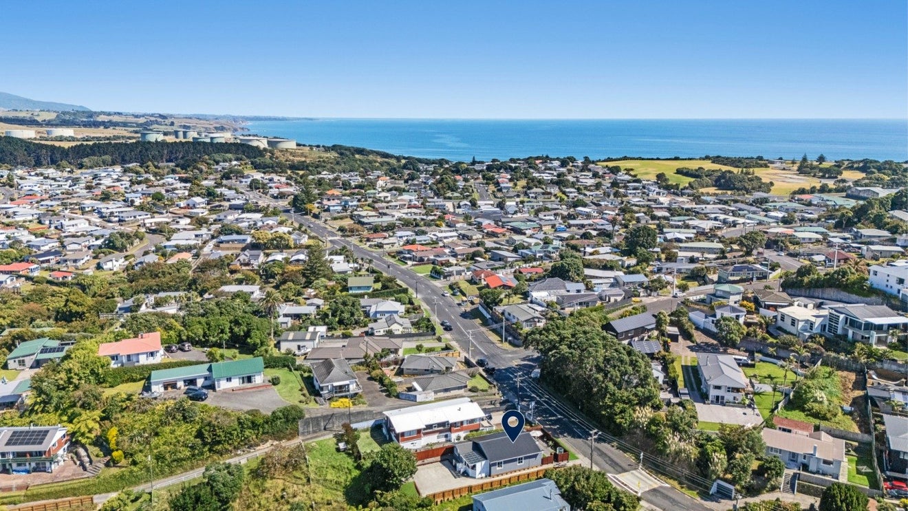 53 Ngamotu Road, Moturoa, New Plymouth - Carousel 31
