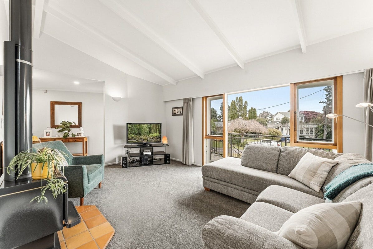 11 Kiwi Crescent, Tauranga South, Tauranga - Carousel 2
