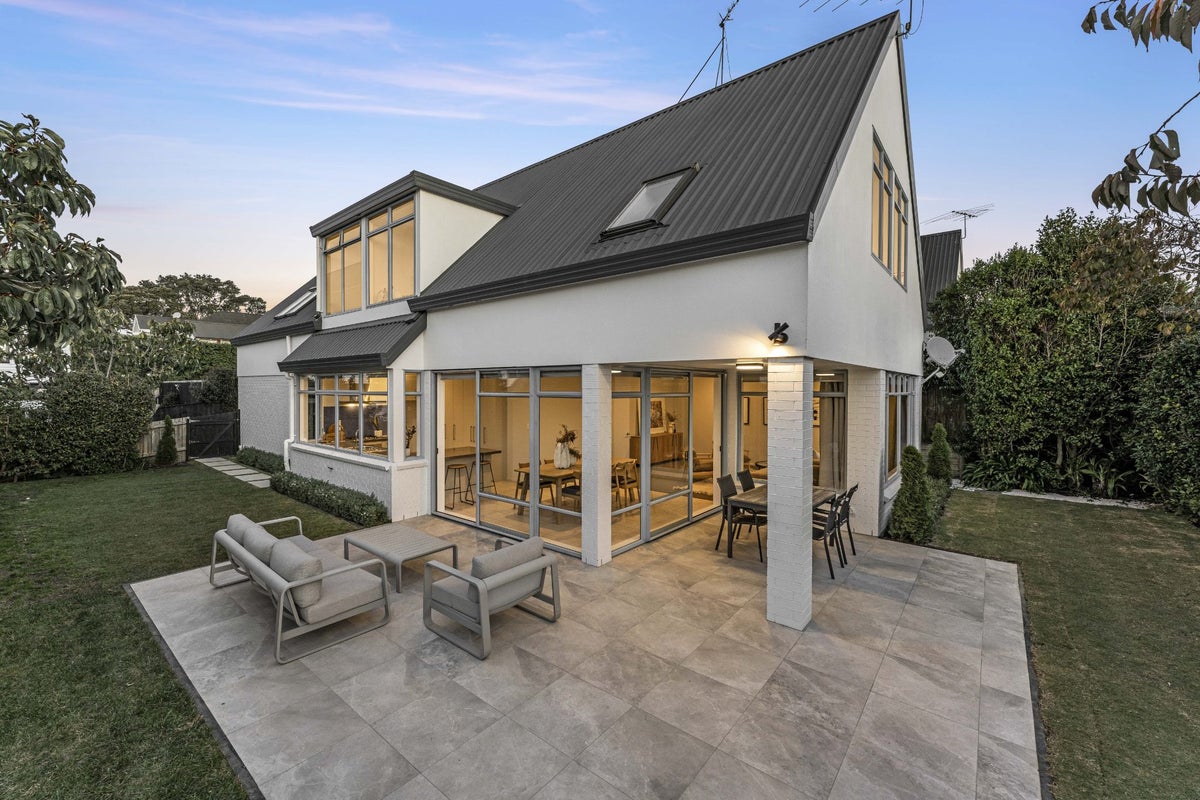 20B Ballin Street, Ellerslie, Auckland - Carousel 1