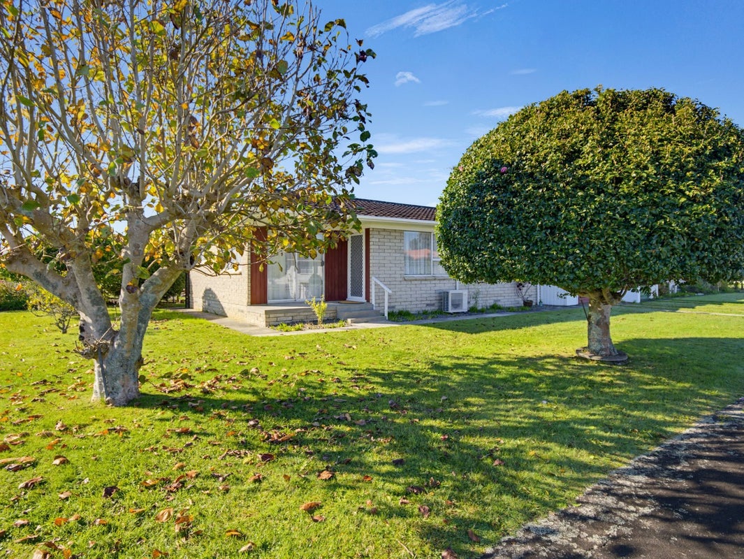 22 Howden Road, Fairfield, Hamilton - Carousel 1