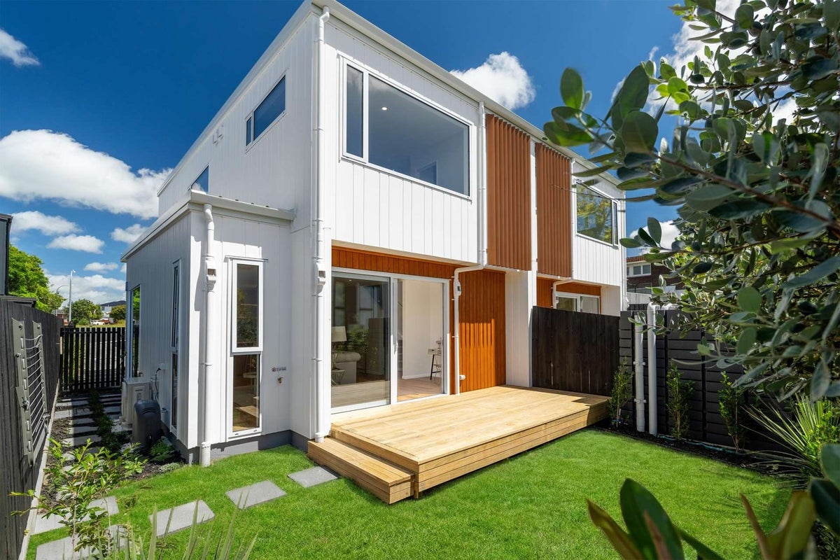 22D Finnerty Avenue, Howick, Manukau City, Auckland - Carousel 2