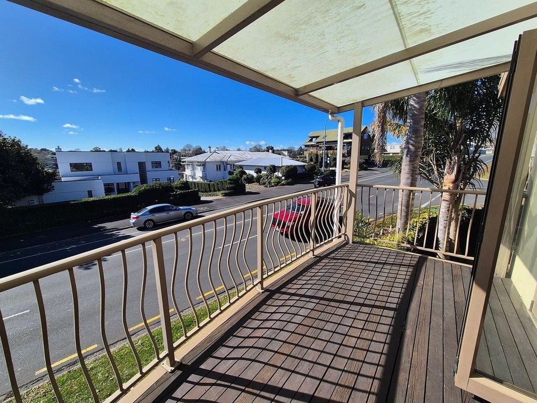 1211B Victoria Street, Whitiora, Hamilton - Carousel 2