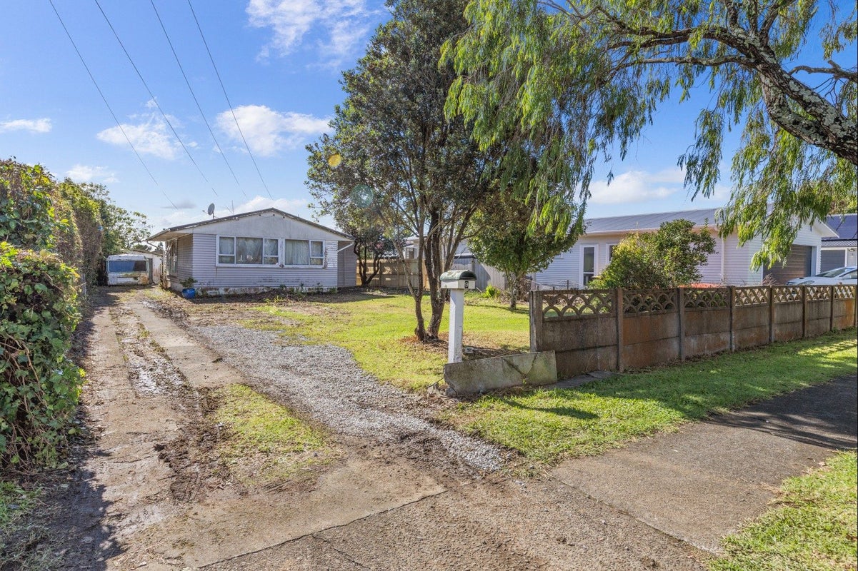 9 Muir Avenue, Mangere Bridge, Auckland - Carousel 14