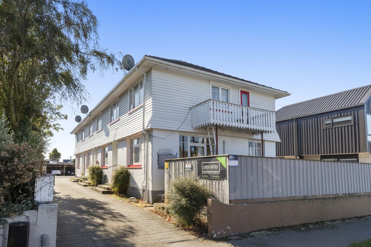 2/403 Gloucester Street, Linwood, Christchurch - Carousel 1