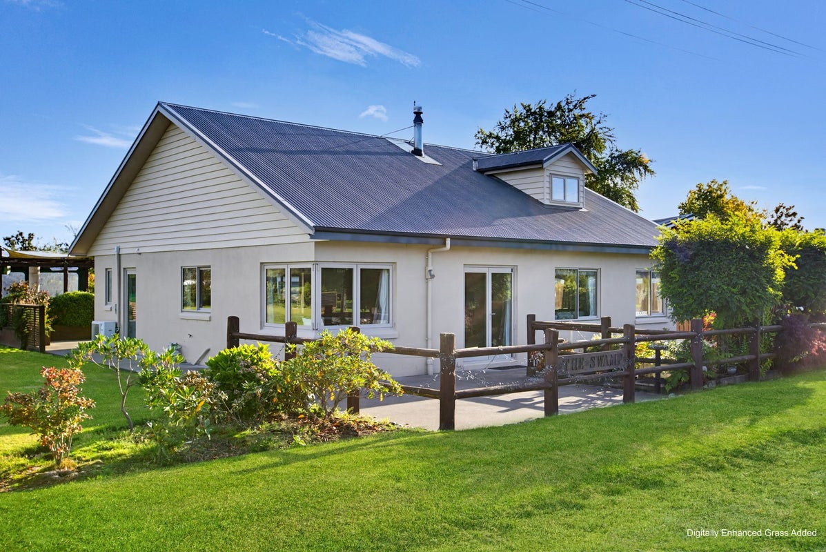 8 Westoe Street, Waikaia, Waikaia - Carousel 1