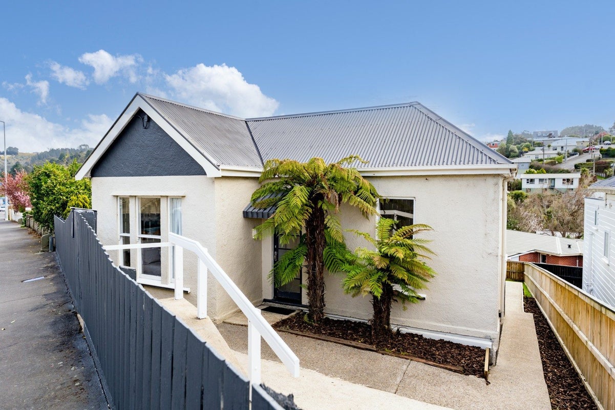 74 Kaikorai Valley Road, Kaikorai, Dunedin - Carousel 1