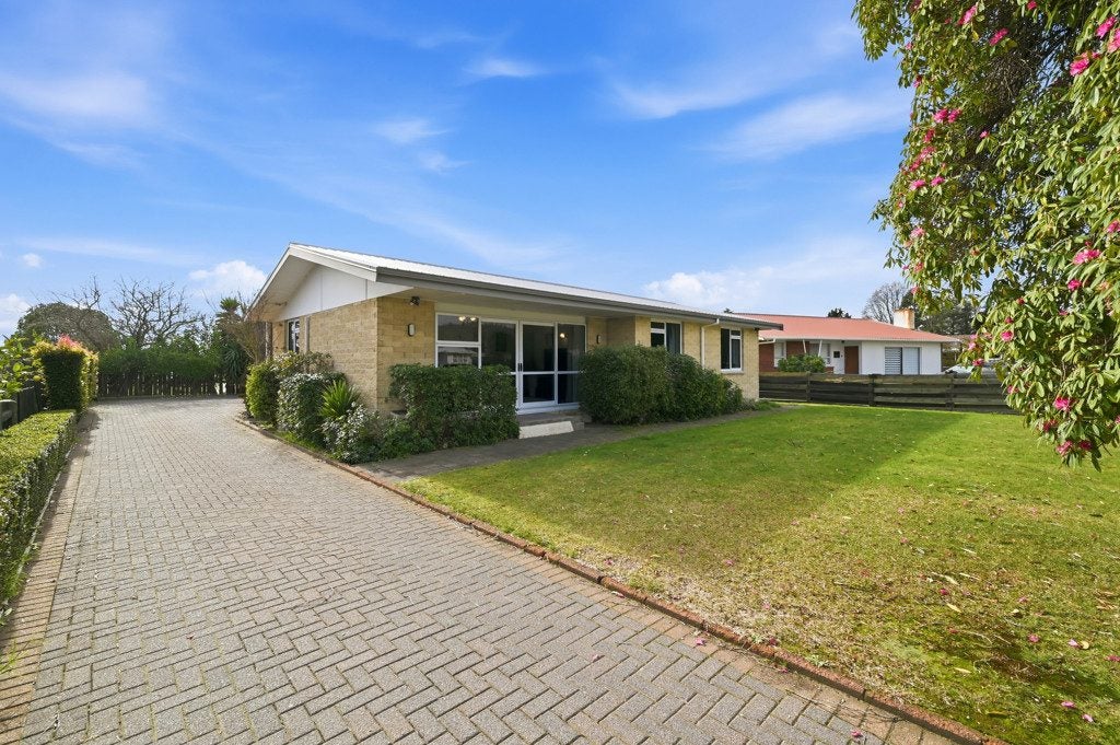 46 Ward Avenue, Fenton Park, Rotorua - Carousel 1
