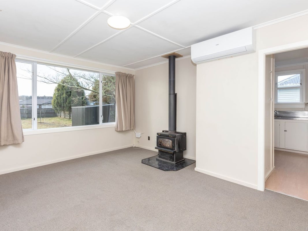 18 Conlon Street, Reefton, Reefton - Carousel 2