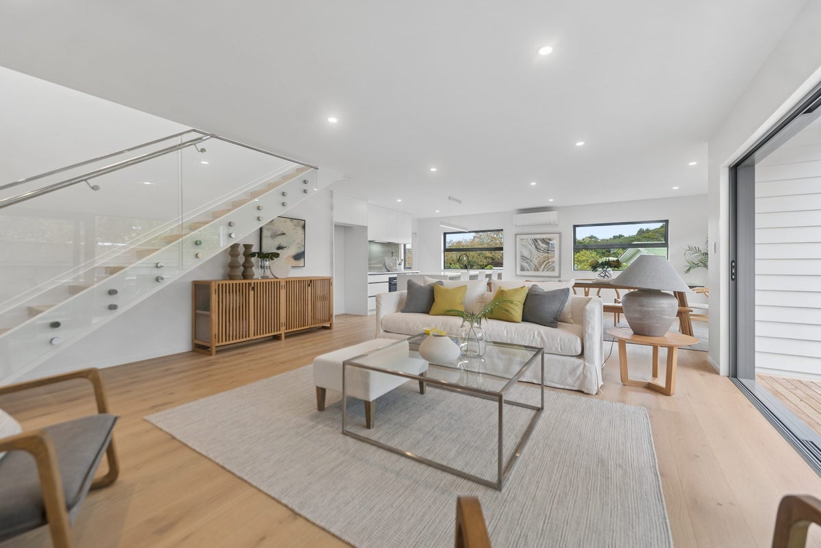 46B Lynden Avenue, Hillcrest, Auckland - Carousel 2