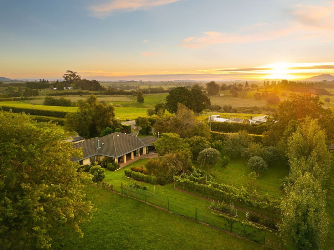 417 Parklands Road, Rotoorangi, Te Awamutu - Carousel 1