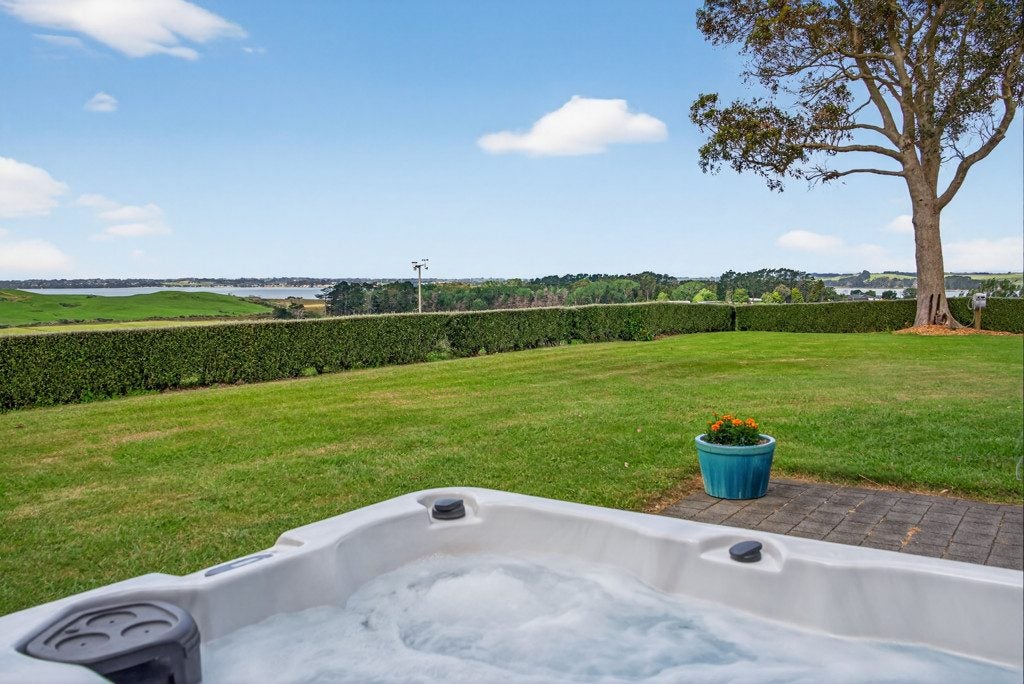 722 Awhitu Road, Pollok, Pollok - Carousel 1
