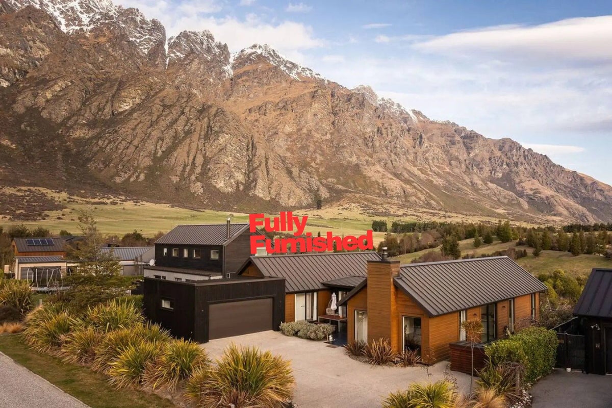 24 McKellar Drive, Jacks Point, Queenstown - Carousel 1