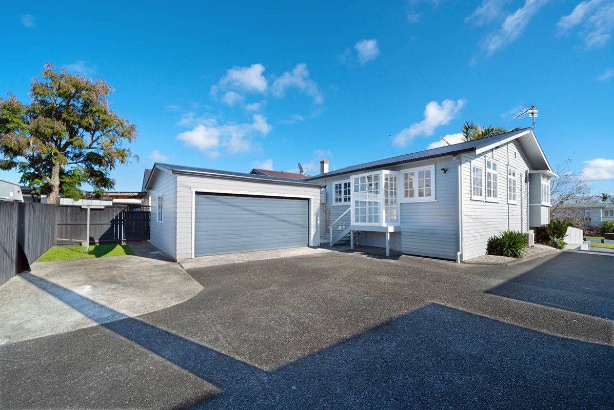 116 Hutchinson Avenue, New Lynn, Auckland - Carousel 27